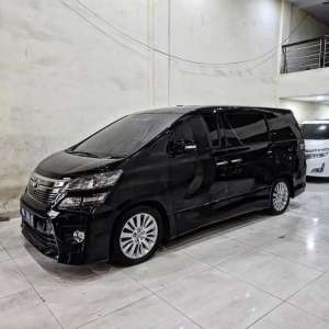 Jual bekas VELLFIRE 2.4 ZG AT 20122013 hitam toyota alphard,lokasi di Medan Kota