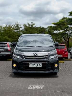 Jual bekas vellfire zg 2012 premium sound antik low km matic,lokasi di Bandung Kab.