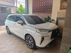 Jual bekas Veloz Q CVT TSS 2022 Istimewa,lokasi di Jakarta Timur