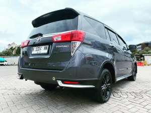 Jual bekas Venturer Diesel Matic Grey Abu Abu,lokasi di Semarang Kota