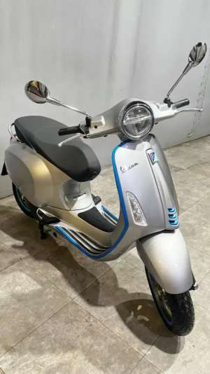 Jual bekas Vespa elettrics motor listrik,lokasi di  ,Depok Kota