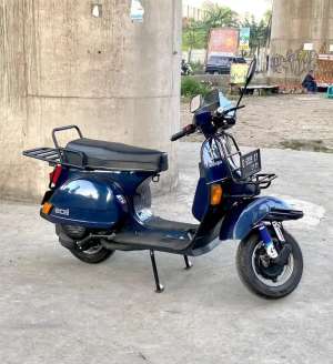 Jual bekas Vespa Excel Istimewa full upgrade,lokasi di Bandung Kota