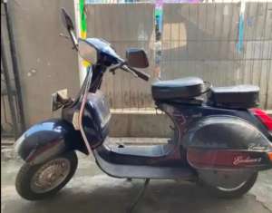 Jual bekas Vespa exclusive 2 tahun 2001,lokasi di  ,Tangerang Kota