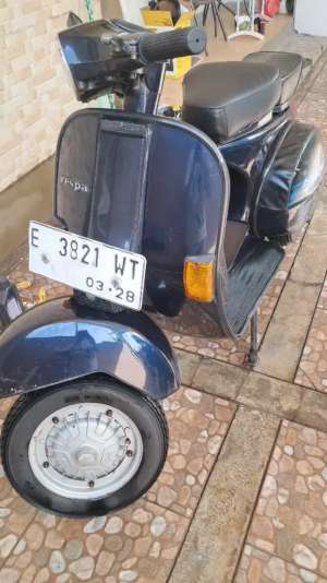 Jual bekas Vespa exclusive 2 th. 2000,lokasi di  ,Bandung Kota