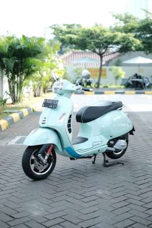 Jual bekas VESPA GTS 150 4V IGET ABS FACELIFT 2022,lokasi di Jakarta Selatan