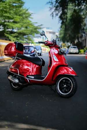 Jual bekas VESPA GTS 4V IGET ABS FACELIFT 2019,lokasi di Jakarta Selatan