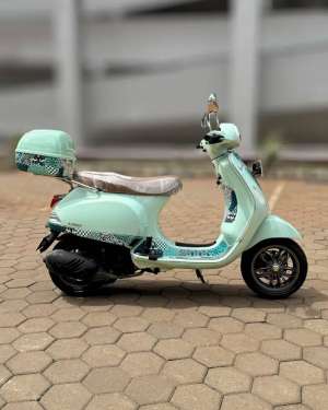 Jual bekas VESPA LX 125 IGET FACELIFT 2022REGIST 2023TERMURAH,lokasi di Bogor Kota