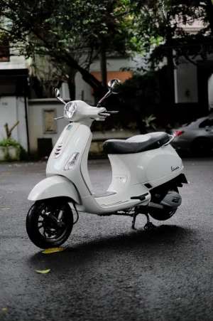 Jual bekas VESPA LX 125 IGET FACELIFT 2023,lokasi di  ,Jakarta Selatan