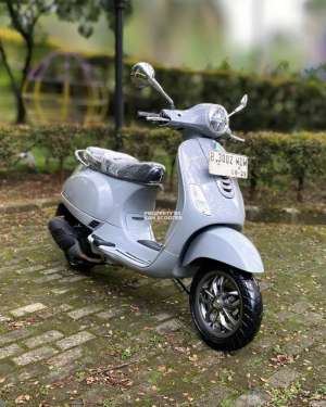 Jual bekas VESPA LX 125 iGET FACELIFT 2024 NO MINUS,lokasi di  ,Tangerang Selatan Kota