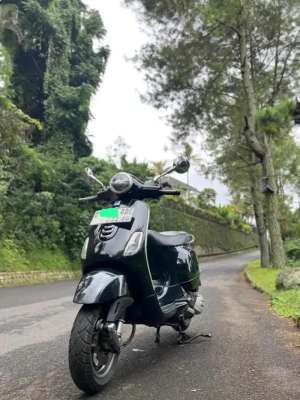Jual bekas Vespa LX Iget 125 Tahun 2020,lokasi di Bandung Kota