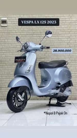 Jual bekas Vespa LX125 2023,lokasi di Malang Kota