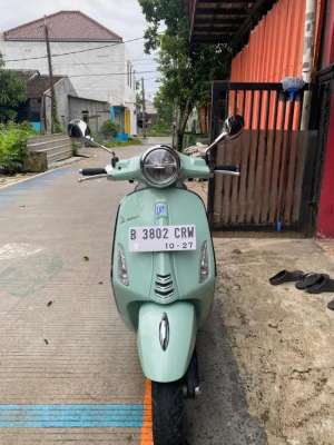 Jual bekas Vespa primavera 150 abs,lokasi di Tangerang Kab.