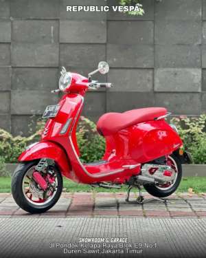 Jual bekas VESPA PRIMAVERA 150 COLOR RED IGET ABS LED THN 2020 PERFECT CONDITION,lokasi di Bandung Kota