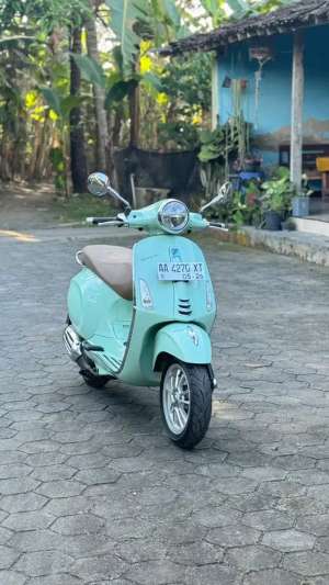 Jual bekas Vespa primavera 2021 greenrelax plat AA magelang,lokasi di Bantul Kab.