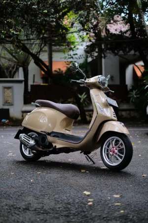 Jual bekas Vespa Primavera IGET ABS 2019,lokasi di Jakarta Selatan