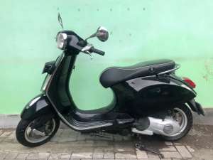 Jual bekas Vespa Primavera pmk Th.2016 pajak plat baru,lokasi di Denpasar Kota