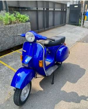 Jual bekas VESPA PS 1981 LOOK NEW PX,lokasi di  