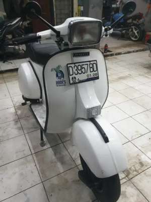 Jual bekas VESPA PS TV 1980 tgn ke 1,lokasi di Bandung Kota