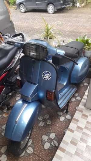 Jual bekas Vespa PX 1988 surat lengkap,lokasi di Makassar Kota