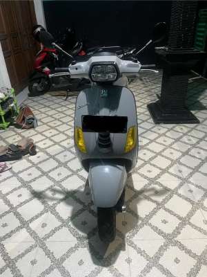 Jual bekas Vespa S125 i-Get,lokasi di Tangerang Kota