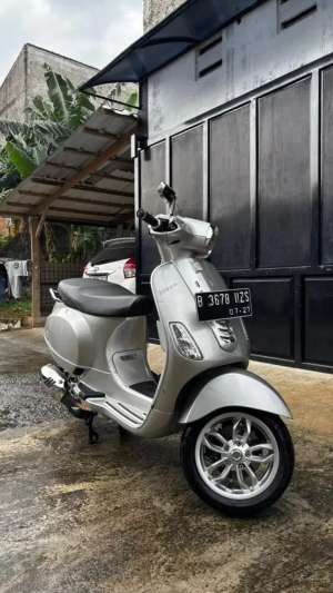 Jual bekas VESPA S125 iGet FACELIFT,lokasi di Jakarta Timur