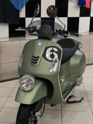 Jual bekas Vespa Sei Giorni 300cc Hijau km7-Collectors Item,like New,lokasi di Jakarta Selatan