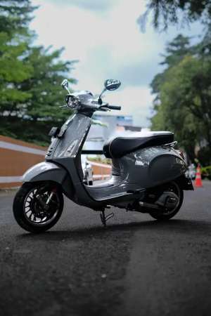 Jual bekas Vespa Sprint 150 IGET ABS 2024,lokasi di Jakarta Selatan