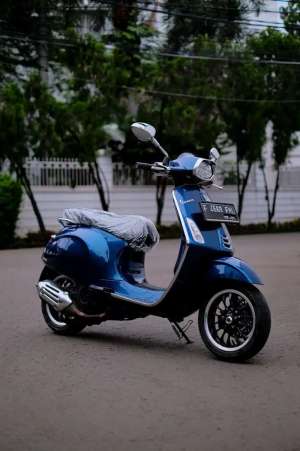 Jual bekas Vespa Sprint 150 IGET ABS 2022,lokasi di Jakarta Selatan