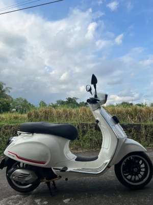 Jual bekas Vespa sprint 2014,lokasi di  ,Tabanan Kab.