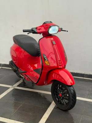 Jual bekas Vespa Sprint Iget 2018,lokasi di Jakarta Timur