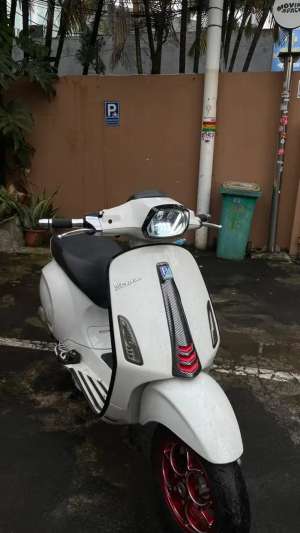 Jual bekas Vespa Sprint S 150 IGET ABS 2023,lokasi di Jakarta Selatan
