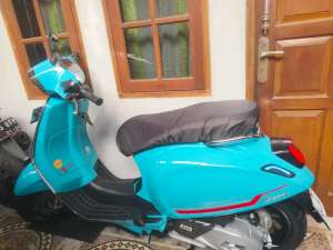 Jual bekas Vespa Sprint S 150 iget,lokasi di Jakarta Barat