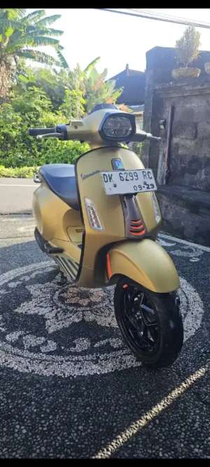 Jual bekas Vespa sprint type tertinggi,lokasi di  ,Klungkung Kab.