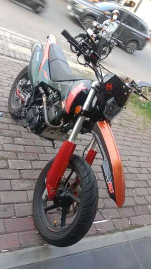 Jual bekas Viar cross x Supermoto 2024 FULL ORISINIL,lokasi di Jakarta Barat