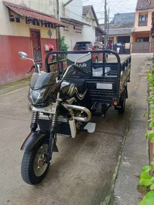 Jual bekas Viar karya 150cc 2025 FULL ORISINIL GRESS,lokasi di Jakarta Selatan