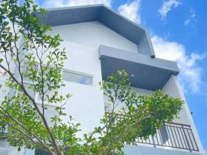 Villa 2 Lantai full furnishedprivate pool kawasan wisata malang batu lokasi di Batu Kota, tersedia melalui melalui situs Olx