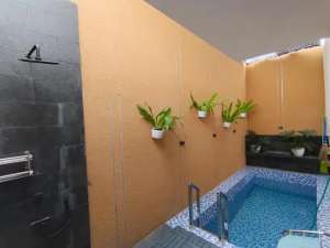 Villa Asri Kota Batu Malang, 1 Menit Alun-Alun dan Taman Wisata Baloga Selecta lokasi di Batu Kota, tersedia melalui melalui situs Olx