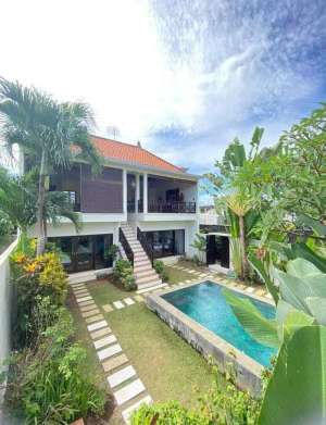 VILLA CANGGU TIYING TUTUL 3 KAMAR TIDUR lokasi di Kab. Badung, tersedia melalui melalui situs Olx