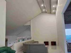 villa istimewa di songgoriti sangat dekat villa onsen nuansa jepang pemandangan istimewa dan sangat dekat semua wisata favorit di batu lokasi di Batu Kota, tersedia melalui melalui situs Olx