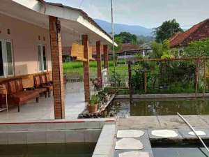 Villa Kolam Buah dua sumedang, Lt 80 bata. lokasi di Sumedang Kab., tersedia melalui melalui situs Olx