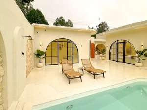 Villa Megamendung, Puncak Bogor Dengan Desain Mediteranian Sangat Mewah dan Cantik lokasi di Bogor Kota, tersedia melalui melalui situs Olx