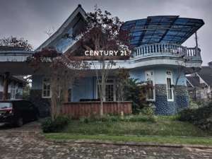 Villa Nyaman Di Daerah Cipanas700 Juta lokasi di Cianjur Kab., tersedia melalui melalui situs Olx