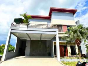 Villa Private Pool Strategis di Malang lokasi di Malang Kota, tersedia melalui melalui situs Olx