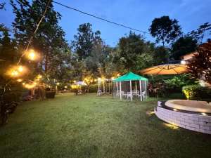 Villa Puncak 4BR 1.100m2 JACUZZI Bathtub Karaoke Dart Fuzball Karambol lokasi di Bogor Kab., tersedia melalui melalui situs Olx