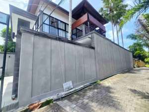 Villa strategis dekat cental ubud Sriwedari lokasi di Gianyar Kab., tersedia melalui melalui situs Olx