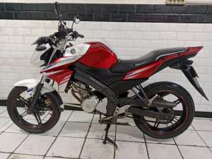 Jual bekas Vixion ks tahun 2014 bagus lengkap,lokasi di Tangerang Kota