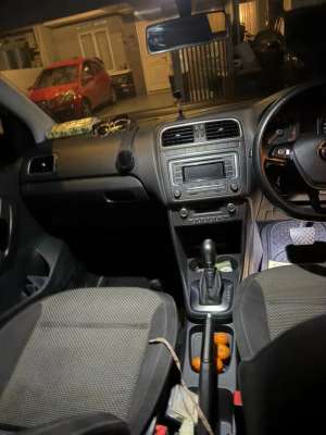 Jual bekas Volkswagen Polo 2016 Bensin,lokasi di Depok Kota