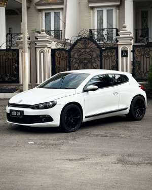 Jual bekas Volkswagen Sciroco Putih 2013 Tdp Murmer Ori Menarik Bu Antik Simpanan,lokasi di Tangerang Kota