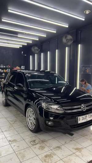 Jual bekas Volkswagen Tiguan 2014 Bensin,lokasi di Jakarta Timur