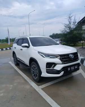 Jual bekas VRZ GR 2.8 AT Tahun 2022,lokasi di Pekanbaru Kota